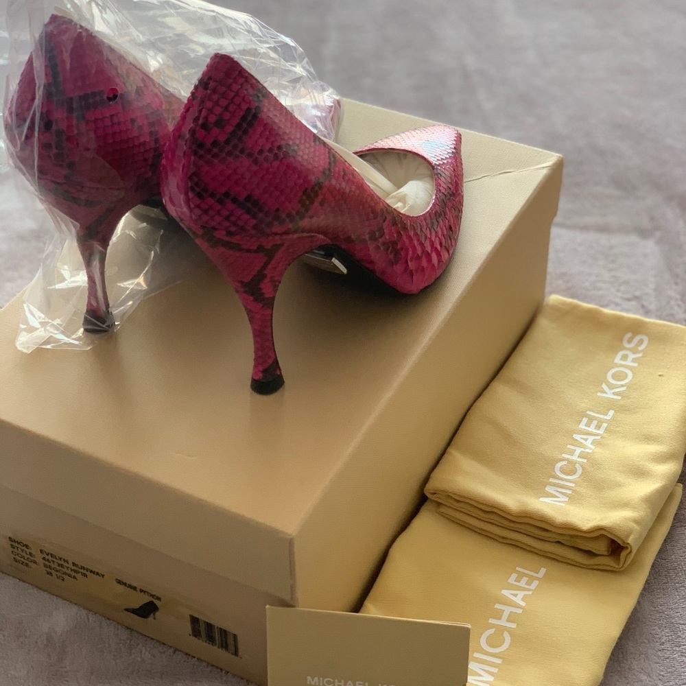 Michael Kors Collection Evelyn Runway Python Pump